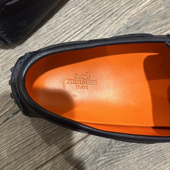 • Hermes • Men’s Alessandro Slip On Loafer
Navy Blue and Orange Leather 6.5 - Picture 7 of 7